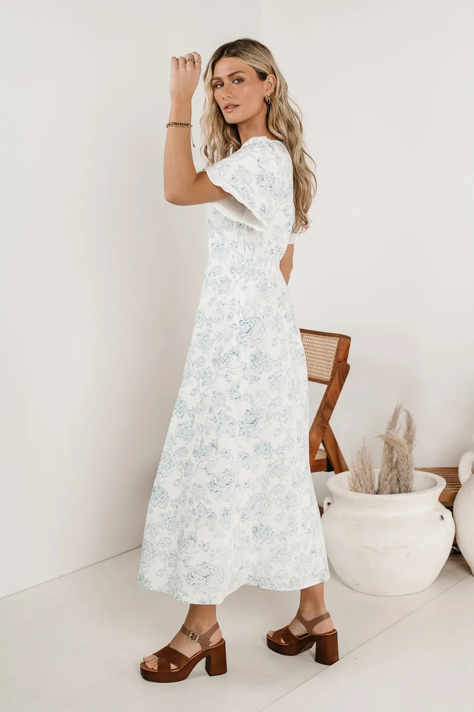 Bethie Petal Sleeve Maxi Dress