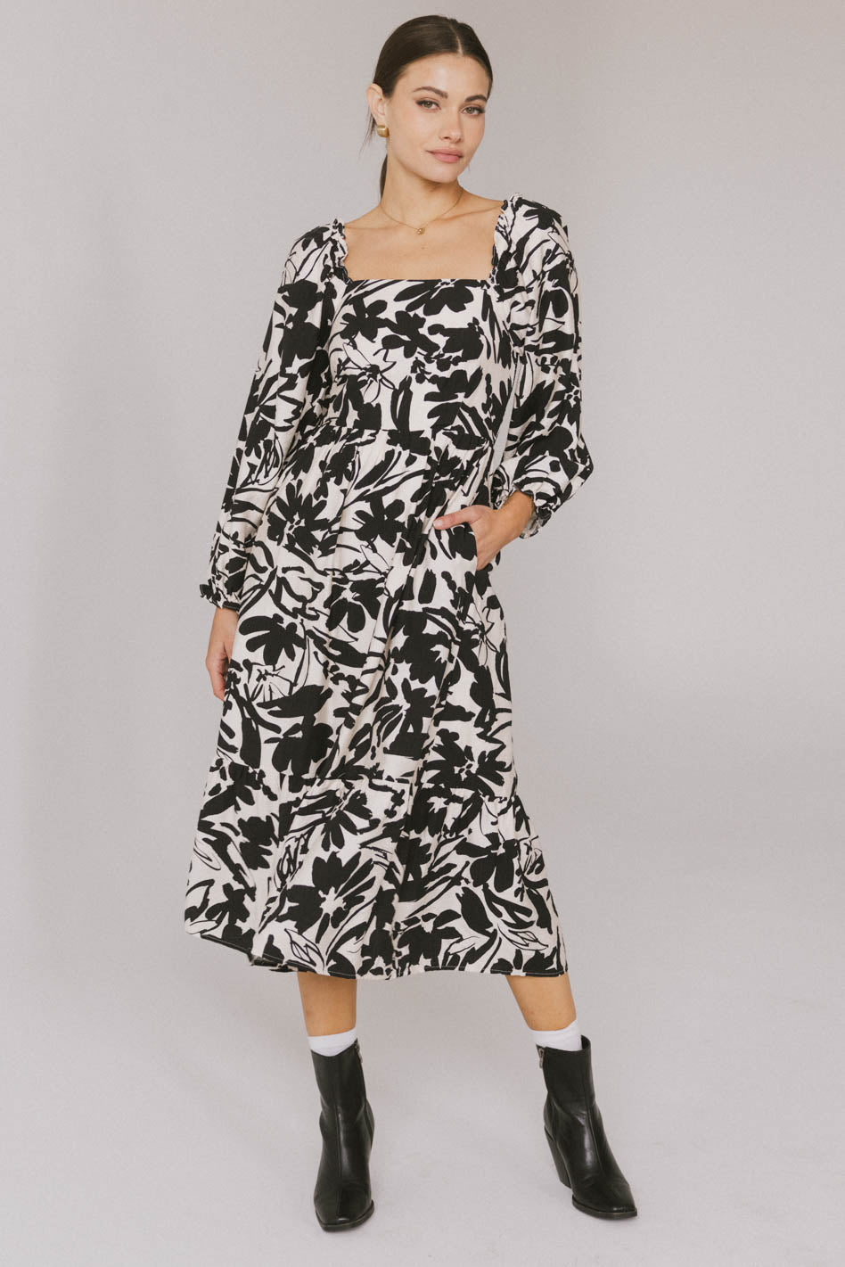 Soren Midi Dress in Black - FINAL SALE