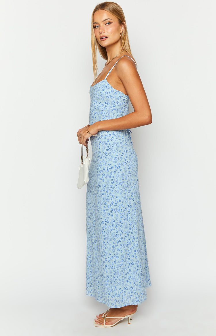 Renesmee Blue Floral Print Maxi Dress